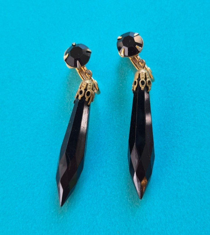 Vintage Gold Tone Drop Clip Earrings w Faceted Black Stones