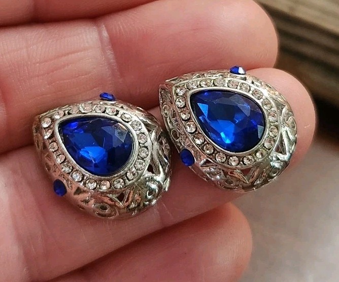 Vintage Teardop Blue Faux Sapphire Clear Rhinestones Formal Bling Earrings