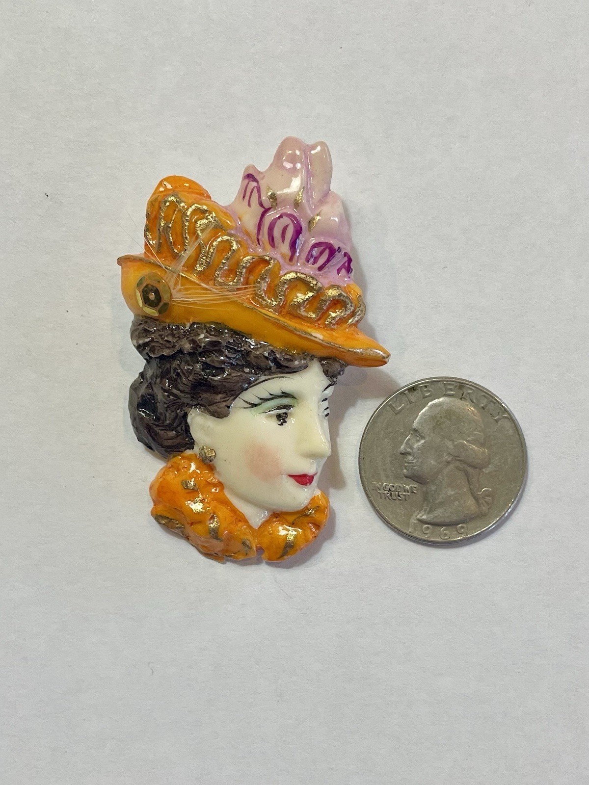Art Deco Vintage Resin Lady Head Portrait Broach Pin