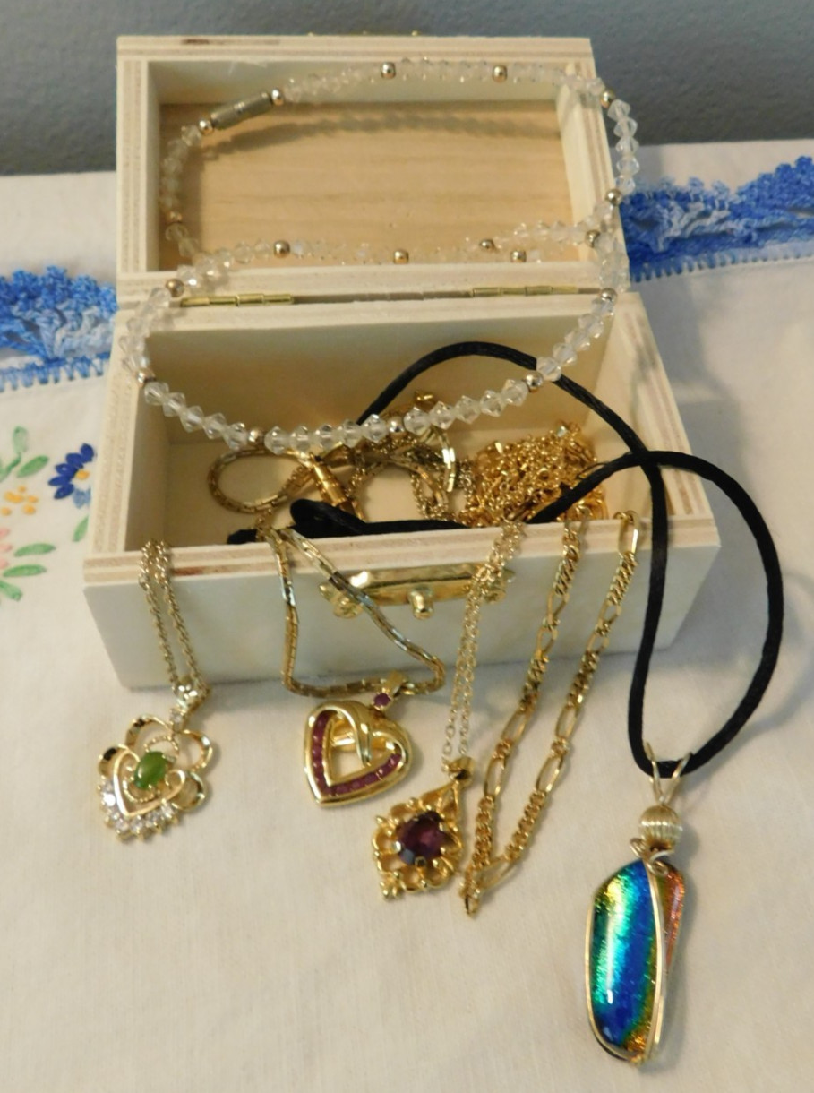 Pendant Necklaces LOT of Six Murano Art Glass Danbury Mint Jade Crystal Amethyst