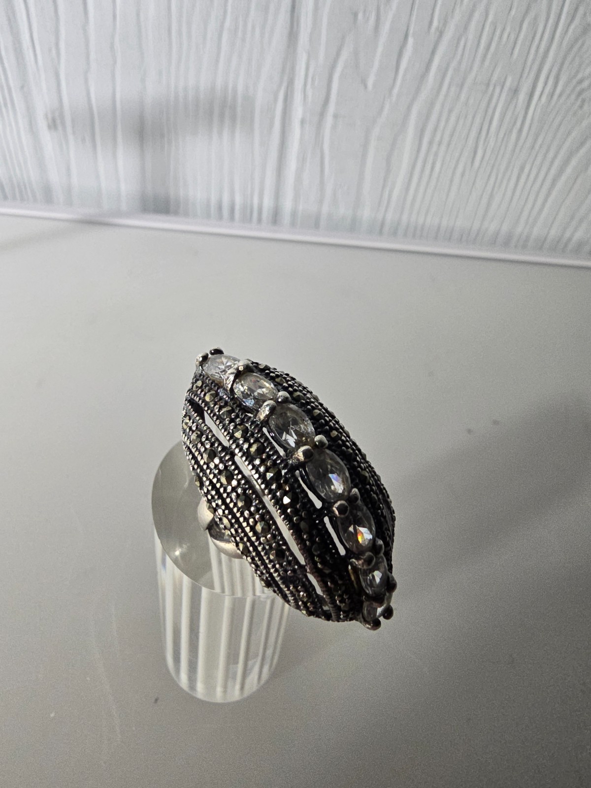 Vintage 925 Sterling Silver Marquesite Clear stone statement dome shiel ring TH