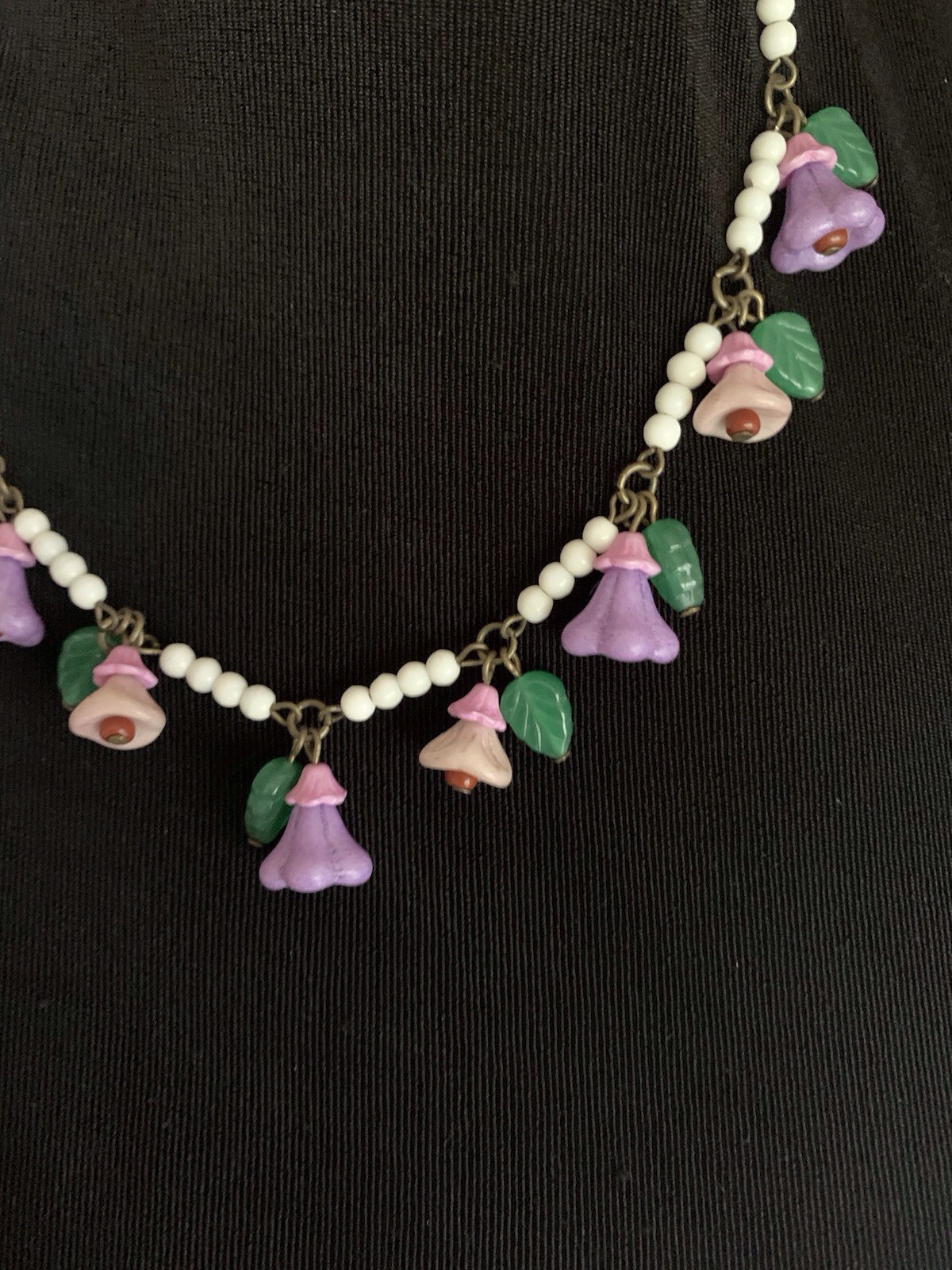 Vintage Czech Glass Flower Purple Pink And White Choker Necklace