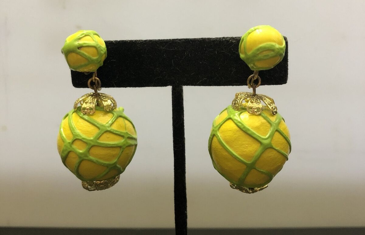 Vintage Signed VOGUE JLRY yellow & green Art Deco Dangle Clip-On Earrings 2″
