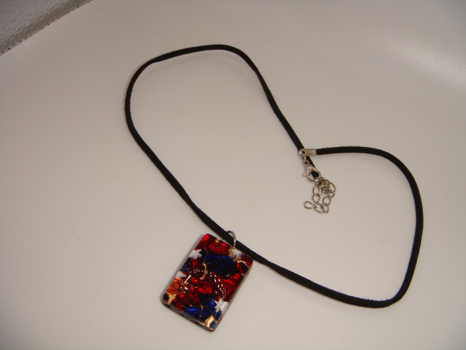VINTAGE SIGNED MURANO GLASS RECTANGULAR PENDANT NECKLACE RED WHITE BLUE TONES