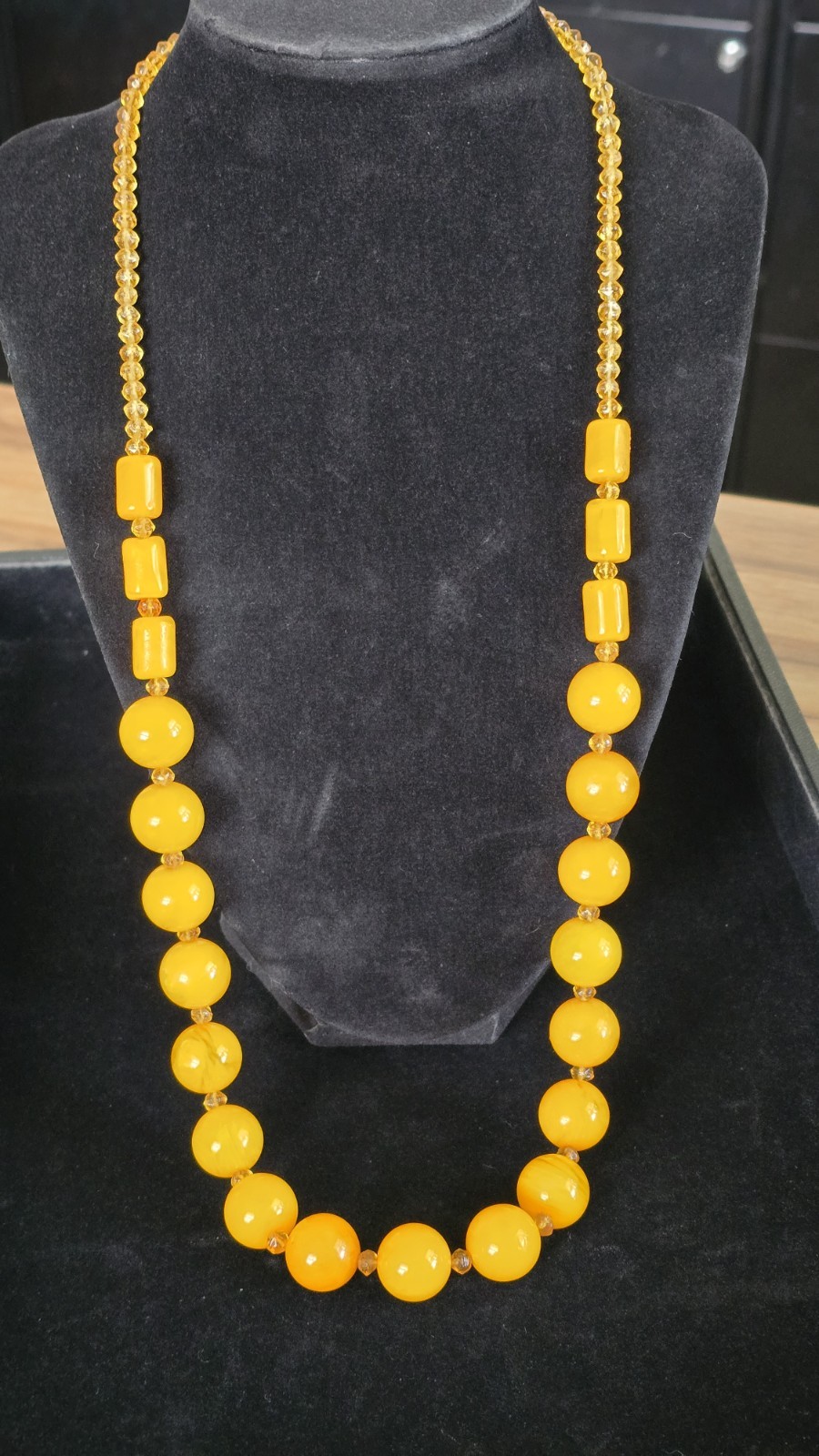 Vintage Baltic Butterscotch Amber Egg Yolk Bakelite Necklace 64 Grams