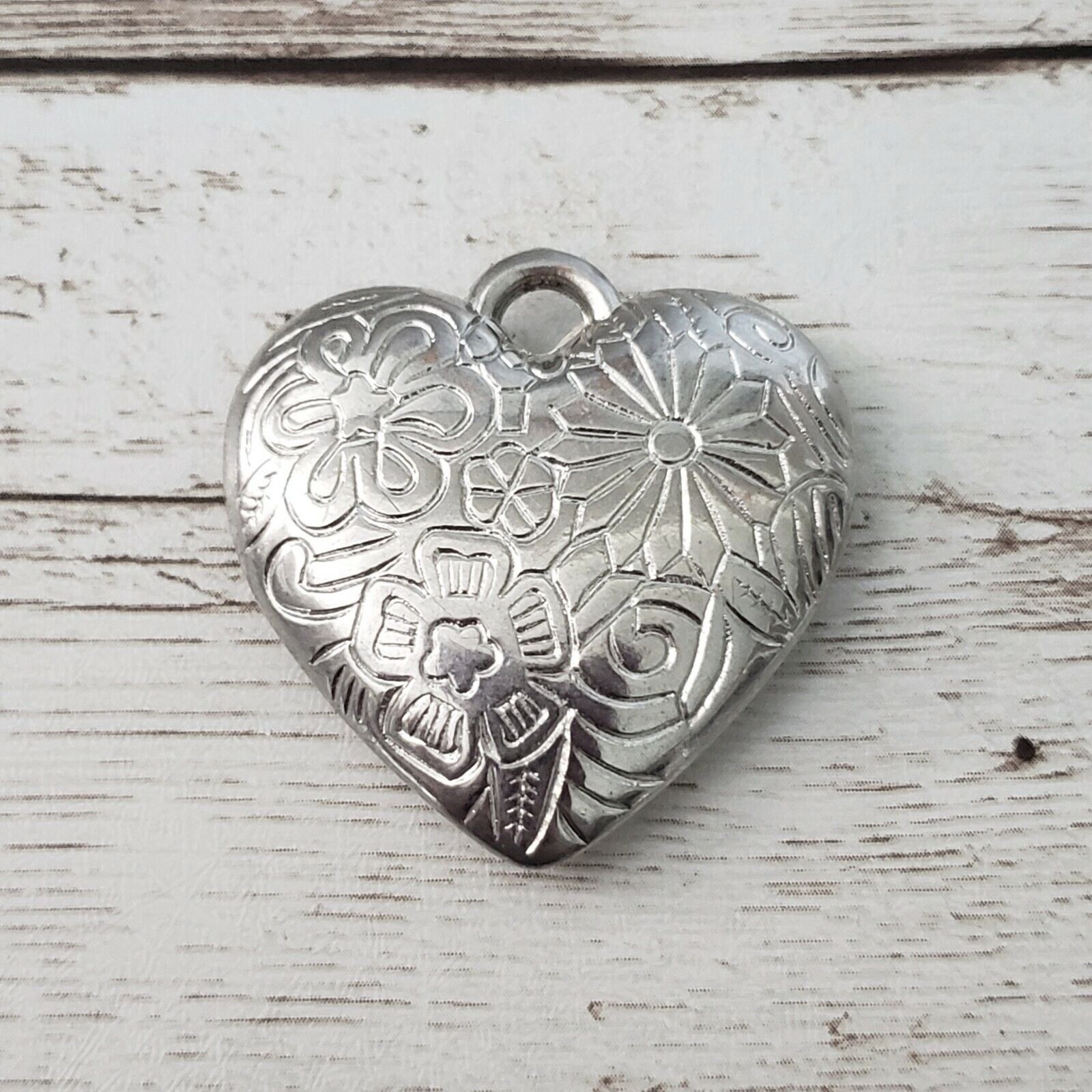 Vintage Pendant – Silver Tone Heart with Floral Detail – No Chain Included