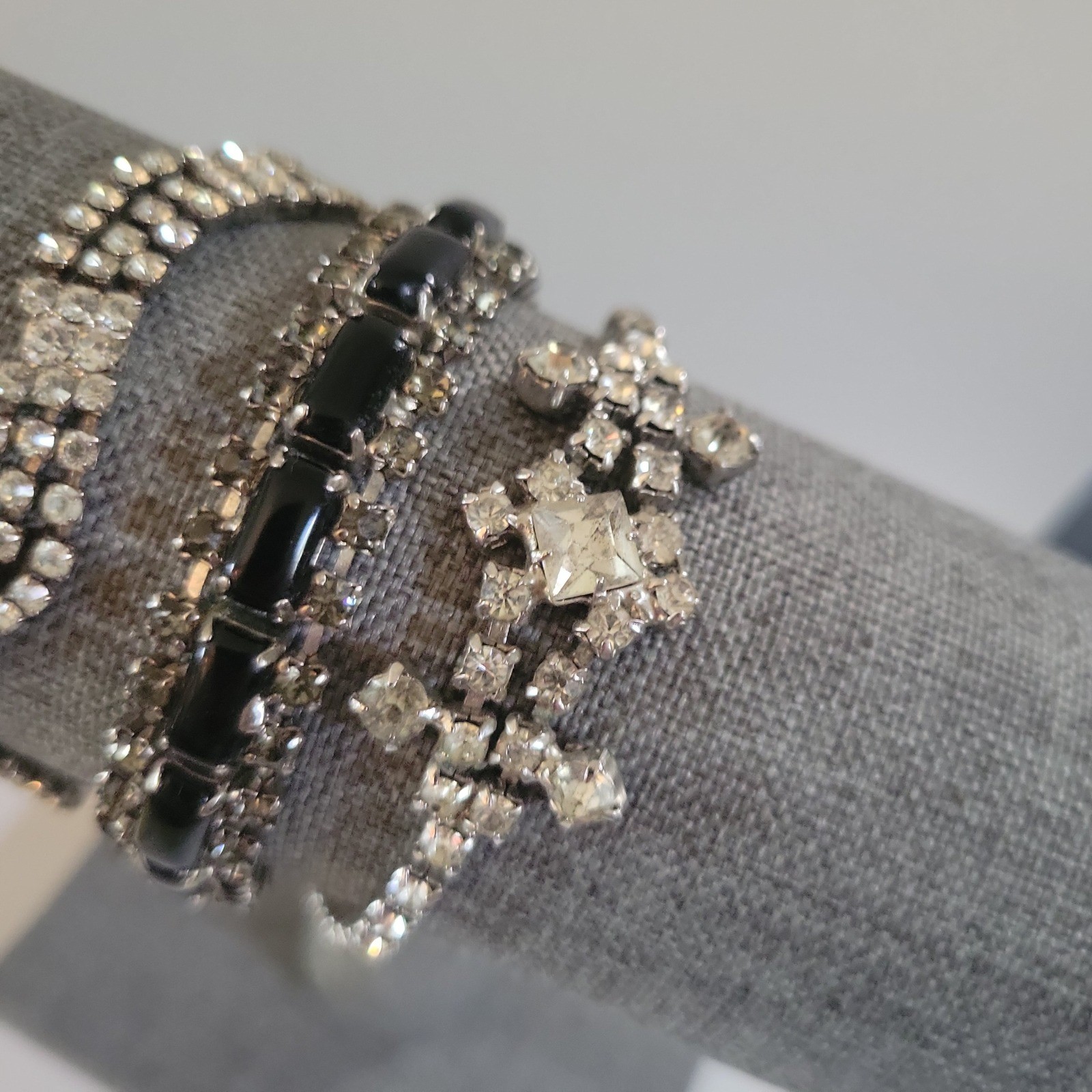 Vintage Rhinestone and Black Stone Bracelet Set 3pc Size 6.5-7.25″ Goth