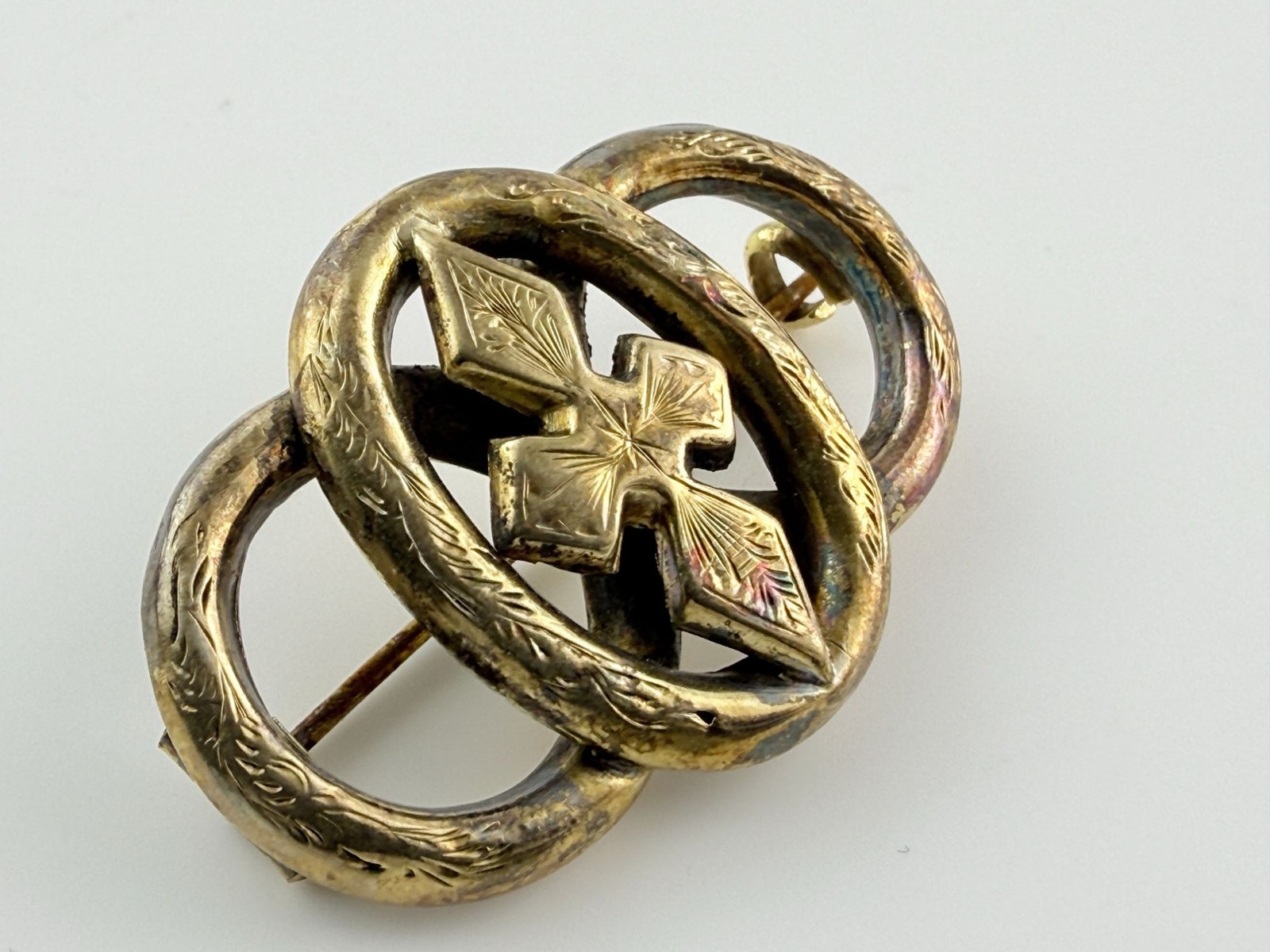 Antique Victorian Era Unmarked Gold Fill Pin Brooch 4.5g 1.5 Inch Width AS IS