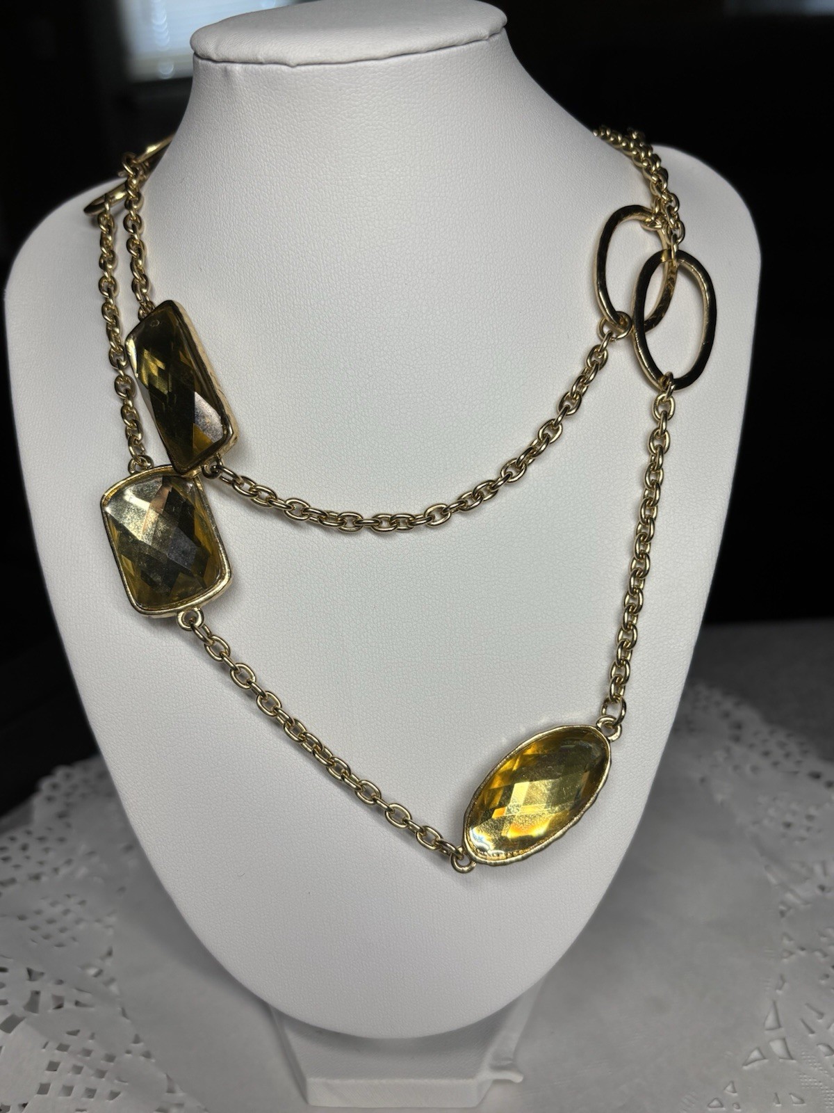 Vintage Necklace Faceted Acrylic VCLM Brown Yellow Green Stone 38” Metal