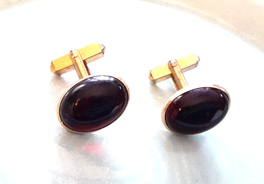 Vintage 1980’s SWANK Dark Red Clear Center Gold Tone Cufflinks