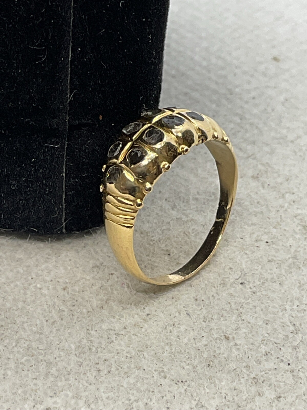 VINTAGE HANDMADE Solid 18K Yellow Gold Rose Cut Diamonds Ladies Band Ring 2gr.
