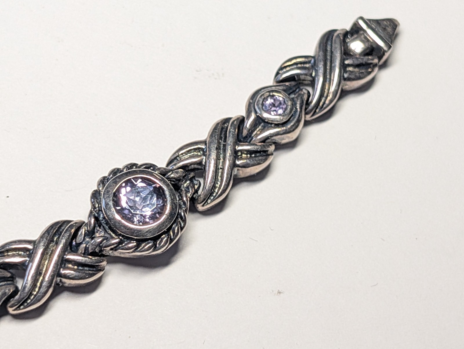 VINTAGE STERLING SILVER AMETHYST BRACELET ABOUT 7 1/16″ LONG