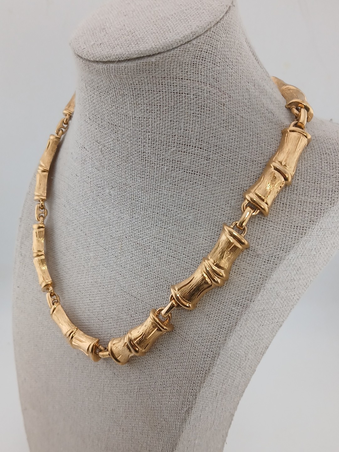 MONET 1980s Gold Plated Bamboo Chain Link Chocker Necklace