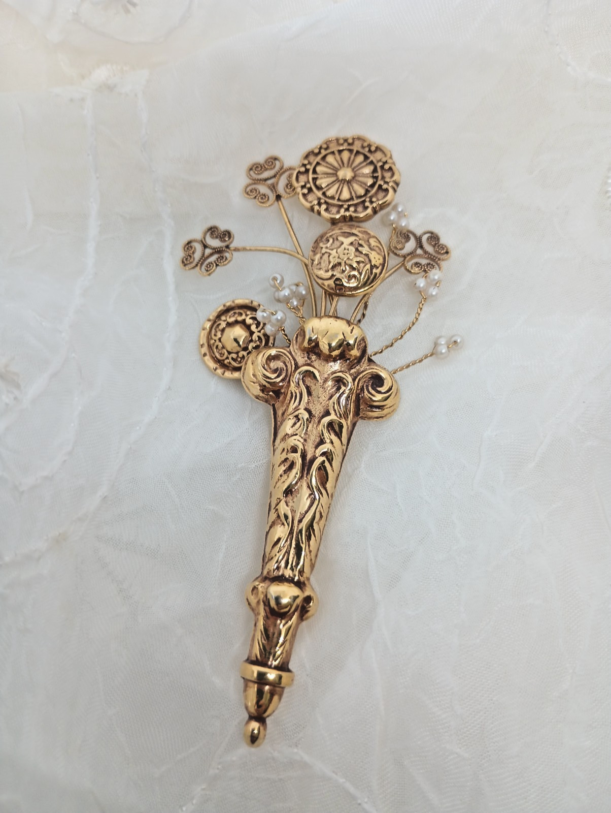 Floral Spray Floral Bouquet Brooch Large Gold Tone Faux Pearl