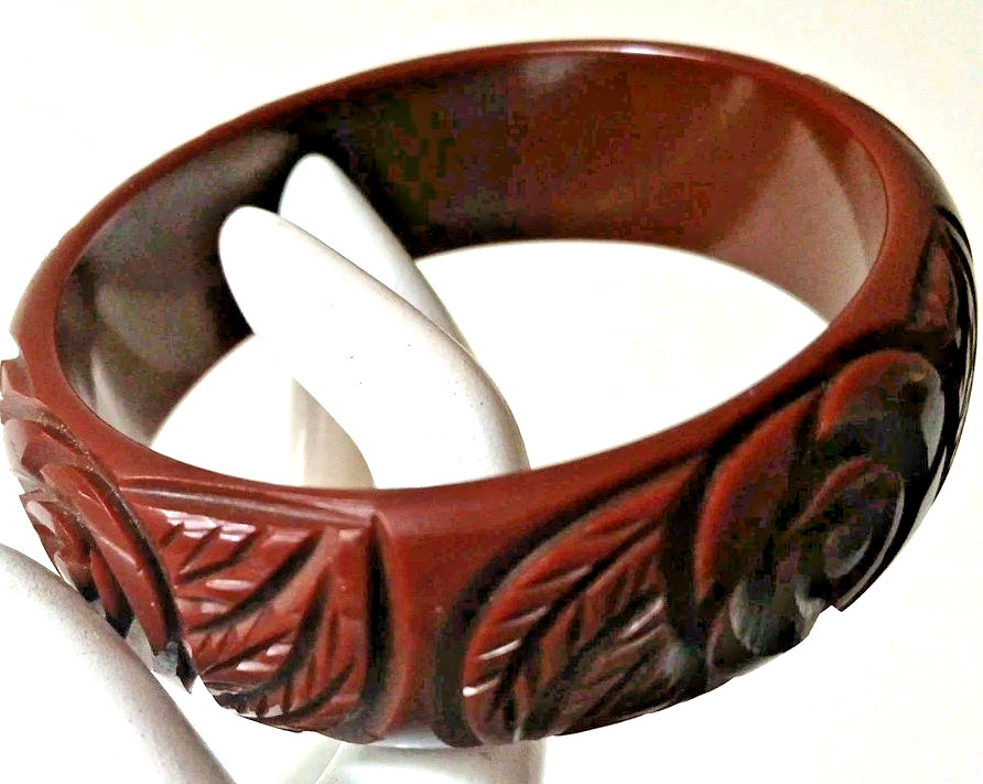 Vtg 1940’s Bakelite Bangle Bracelet Deeply Carved Brown Flower Leaves Tested