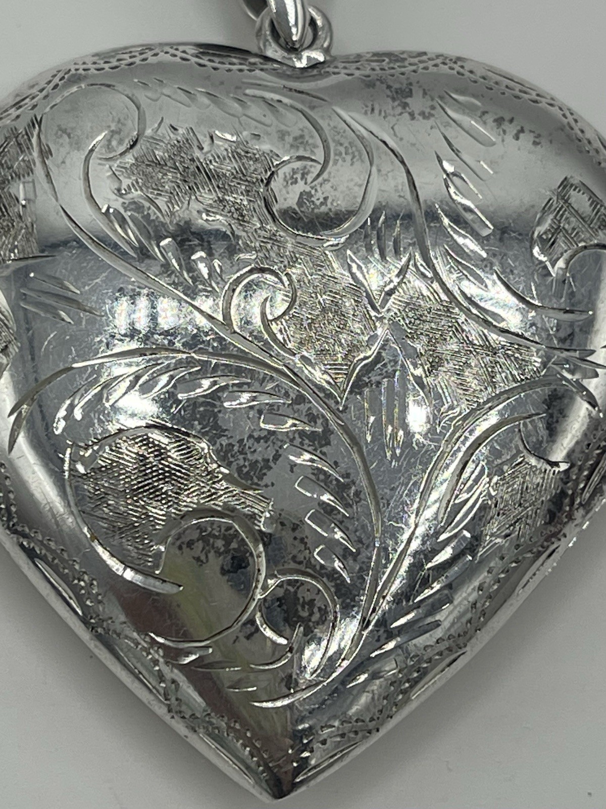 Vintage 925 Large Puff Ornate Etched Hollow Heart Locket Pendant Sterling Silver