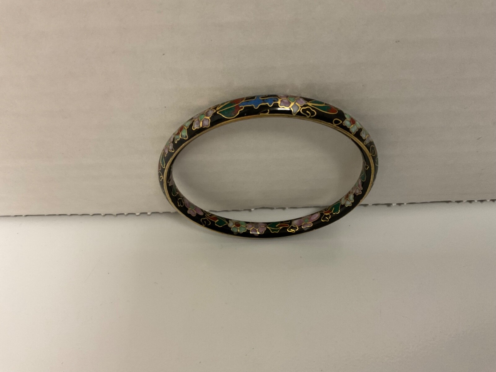 Vintage Black Cloisonné Enamel Bangle BRACELET w/Flowers Ringed in Gold