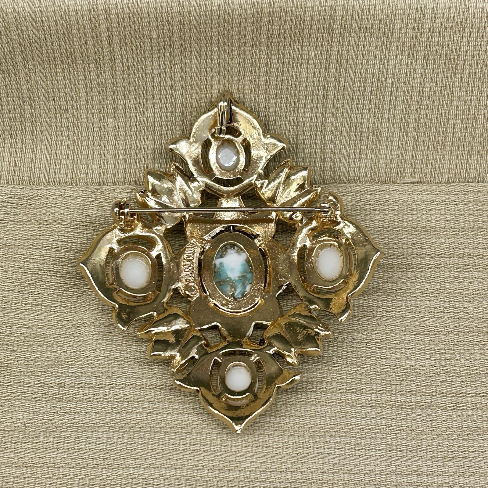 Lot of 9 Assorted Vintage Brooches