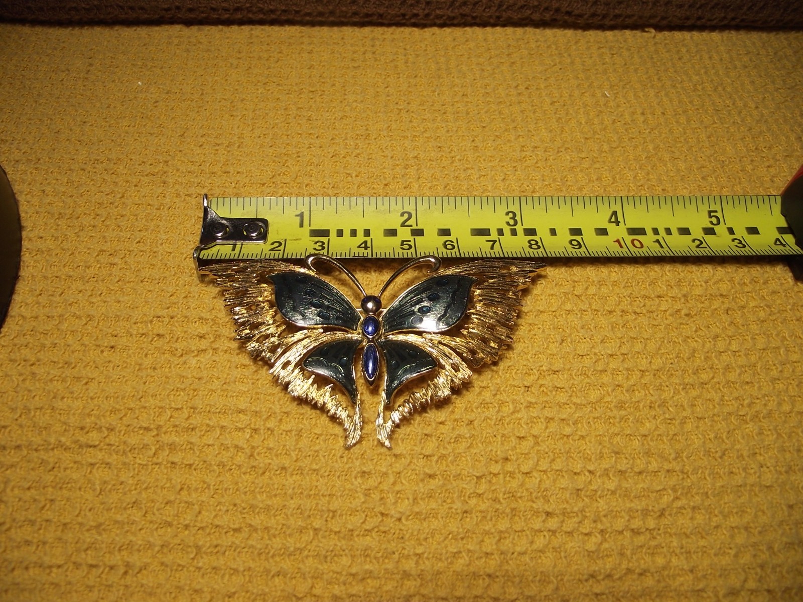 A VINTAGE ORENA PARIS GREEN AND BLUE ENAMEL GOLD TONE BUTTERFLY BROOCH FRANCE