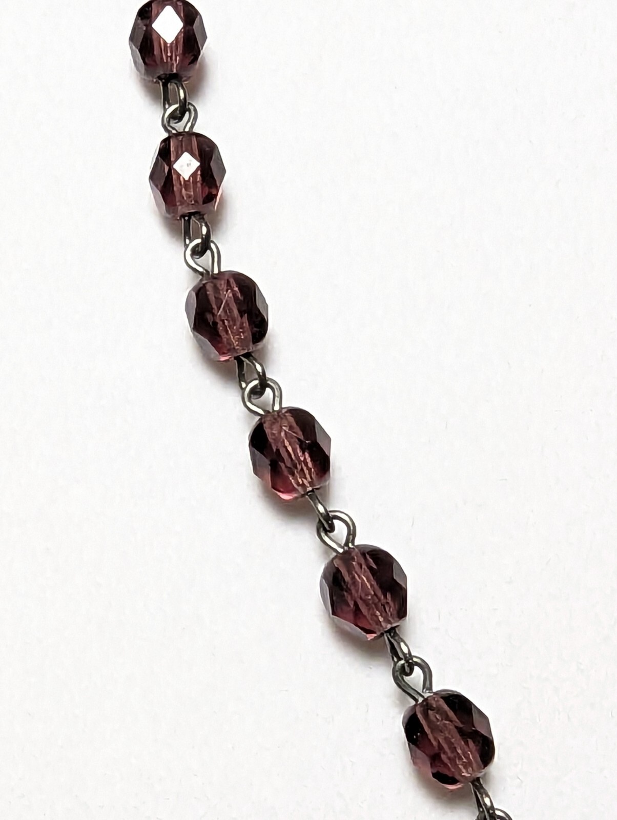 Vintage Maroon Beaded Necklace 16″ Black Metal