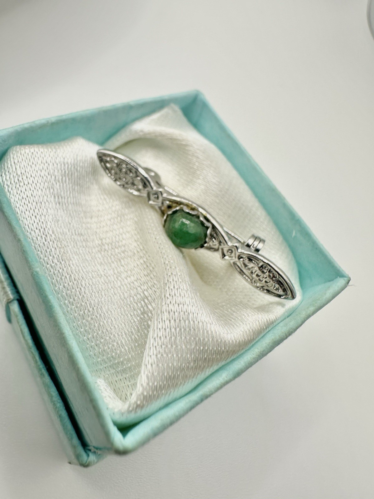 VTG Silver Tone Tiny Bar Brooch Pin Real Emerald May Birthstone Gemstone Read