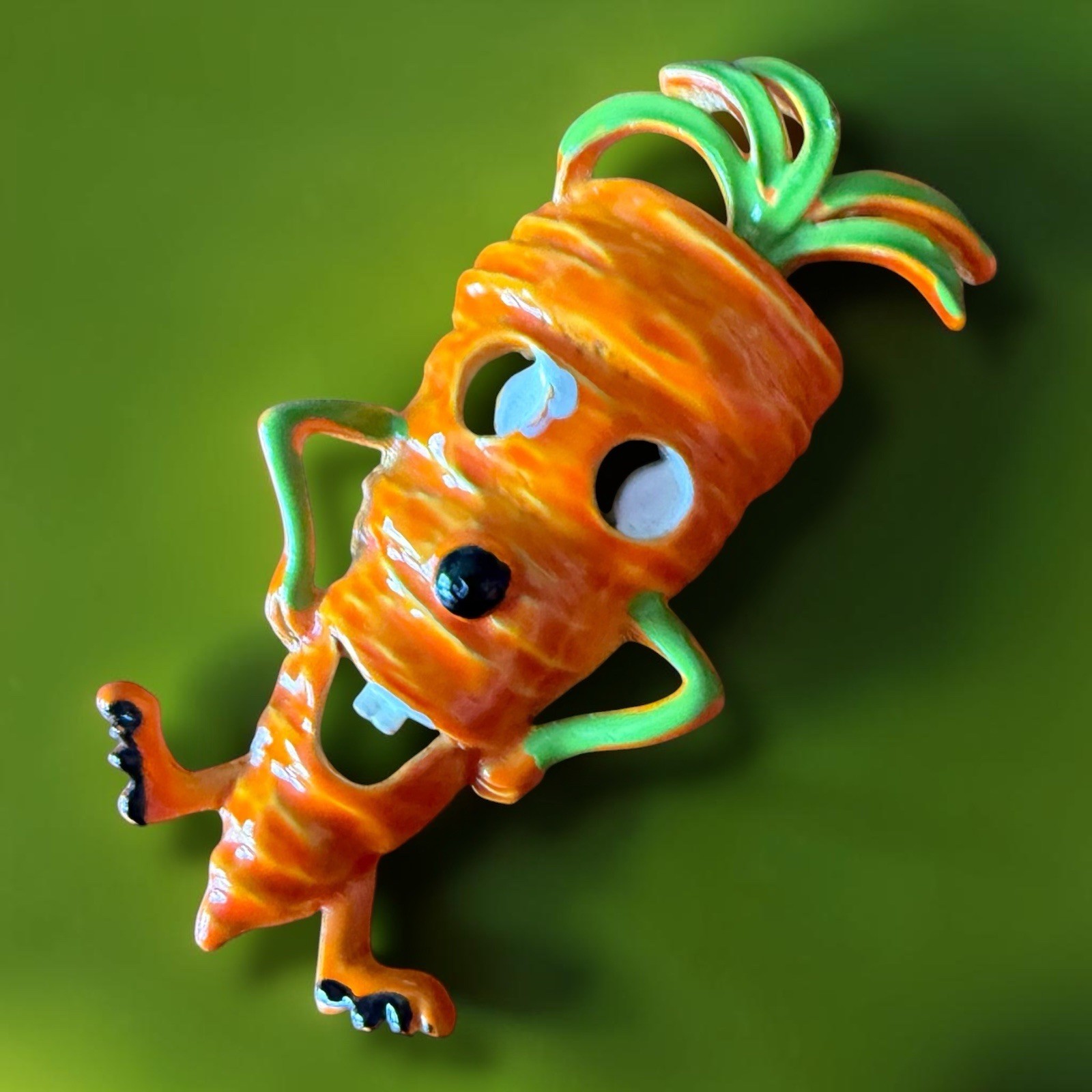 Vegetable Brooch Carrot Brooch Figural Enamel Anthropomorphic Vintage Pin