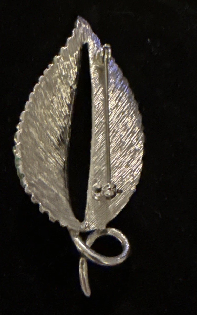 Vintage Silver Tone Leaf Brooch Pin Brushed Textured Swirl Stem 3” Nature