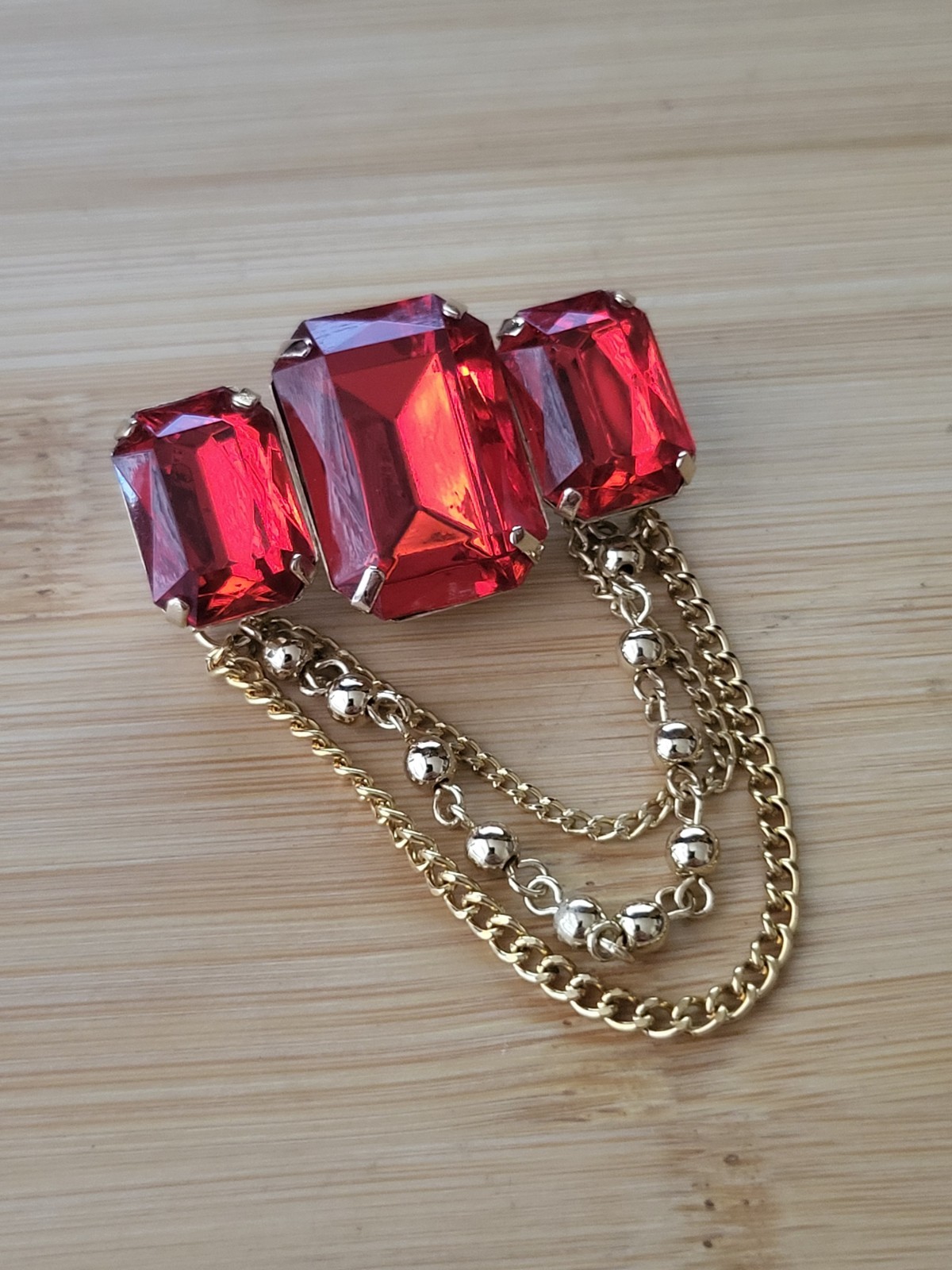 Vtg Faux Red Faceted Rectangle Gem Brooch Gold Tone Chatelaine Regal Statement