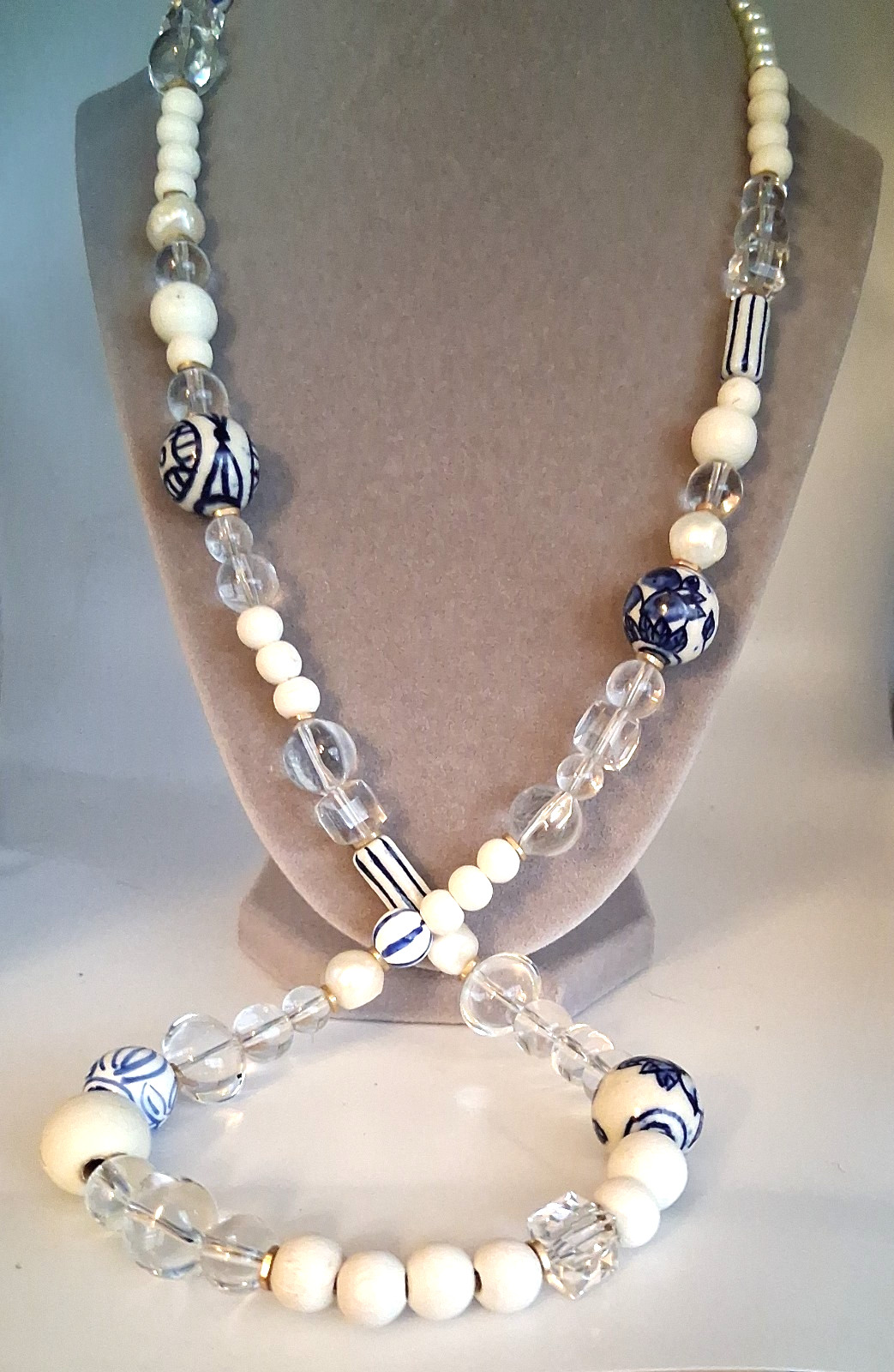 Vintage Goldtone Blue White Ceramic White Wood Clear Lucite Beaded Necklace 31″