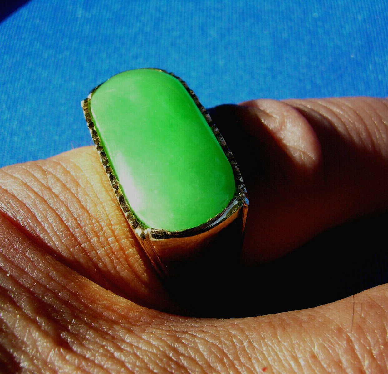 EARTH MINED Green Jadeite JADE Deco Ring Antique Solid 18K GOLD Size 8.75