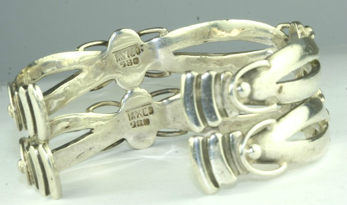 VINTAGE HAND WROUGHT TAXCO MEXICAN 980 STERLING SILVER CUFF BRACELET