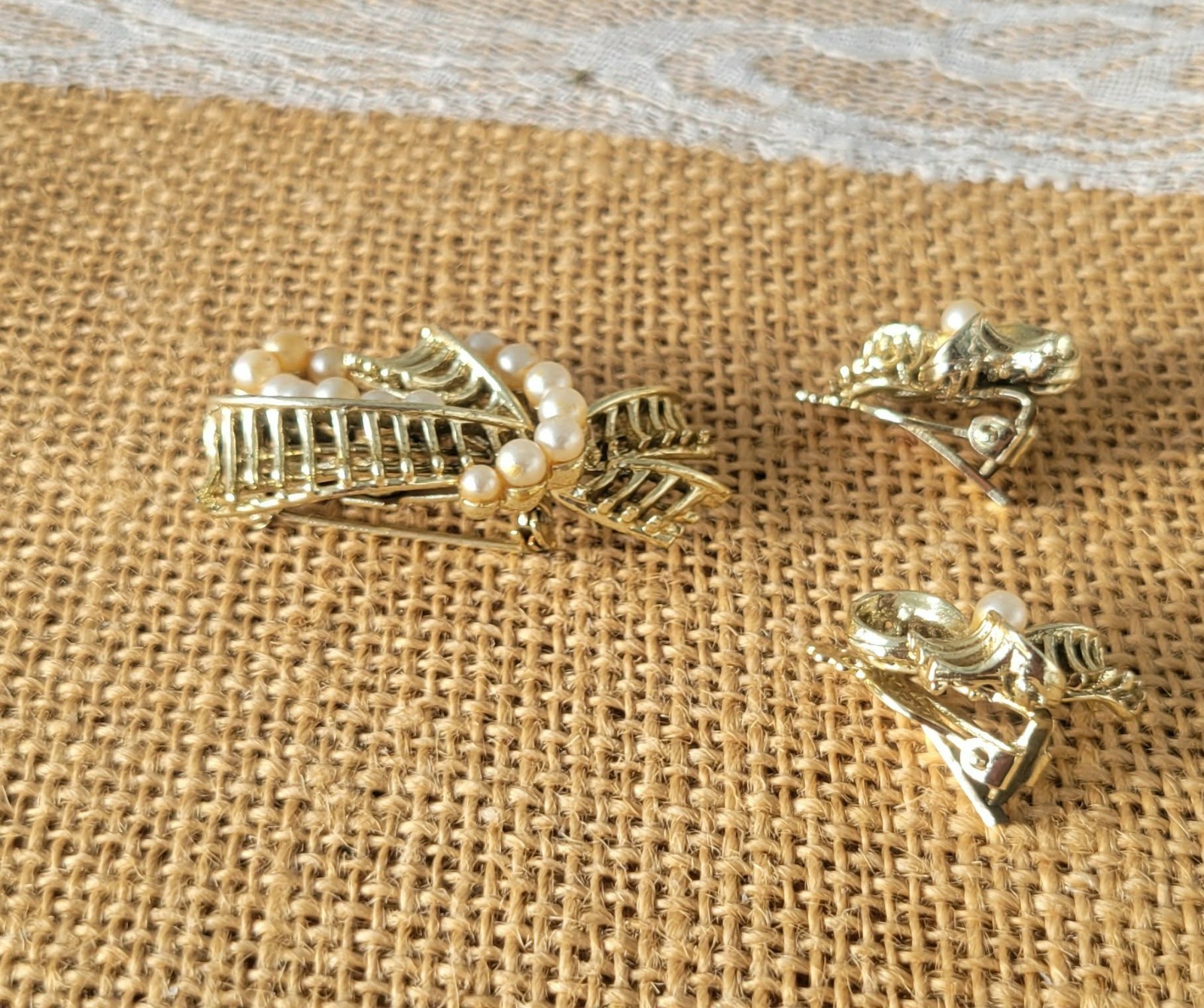 Vintage Faux Pearl Bow Pin Brooch & Clip Earring Set, 1970’s Gold Tone Jewelry