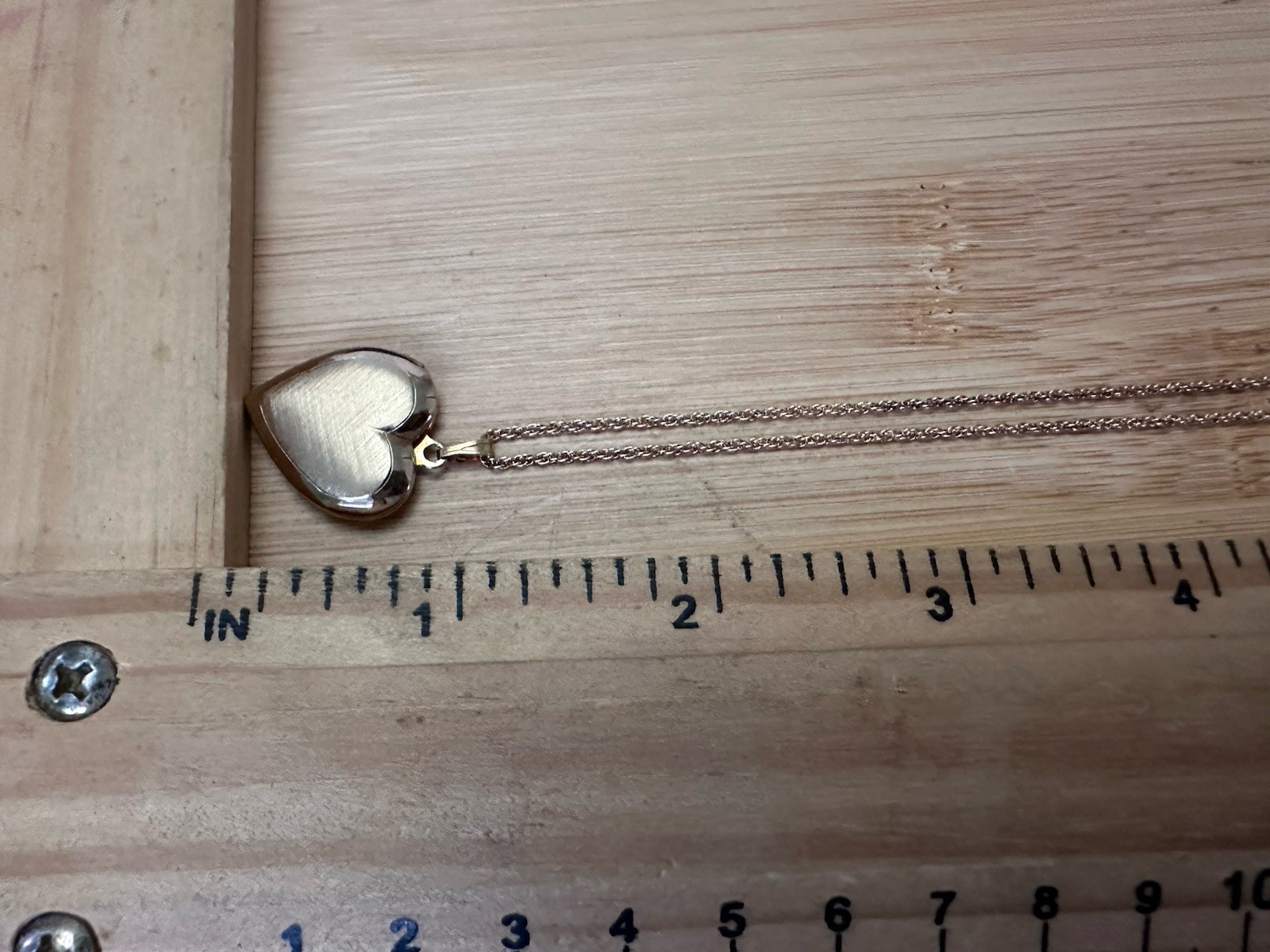 Vintage Legère Brushed Gold Tone Heart Locket 18” Necklace Pendant with Box NOS