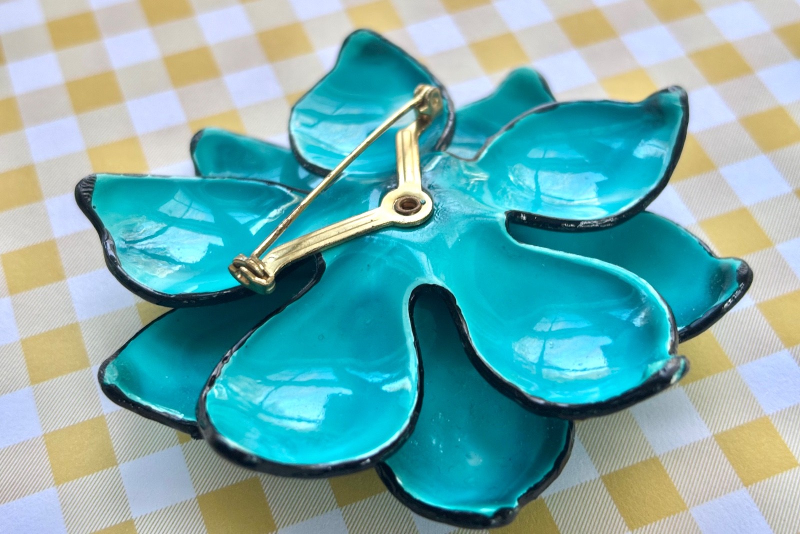 HUGE! blue Vintage FLOWER Brooch PIN Lightweight RETRO Spring Bloom💙💐