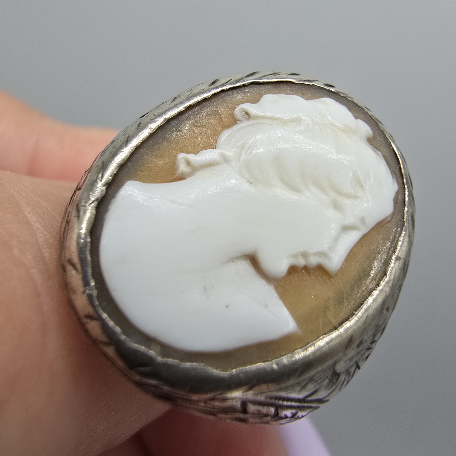 Vintage 925 Sterling Silver Shell Cameo Ring Hand‑Carved Portrait Sz 10.75