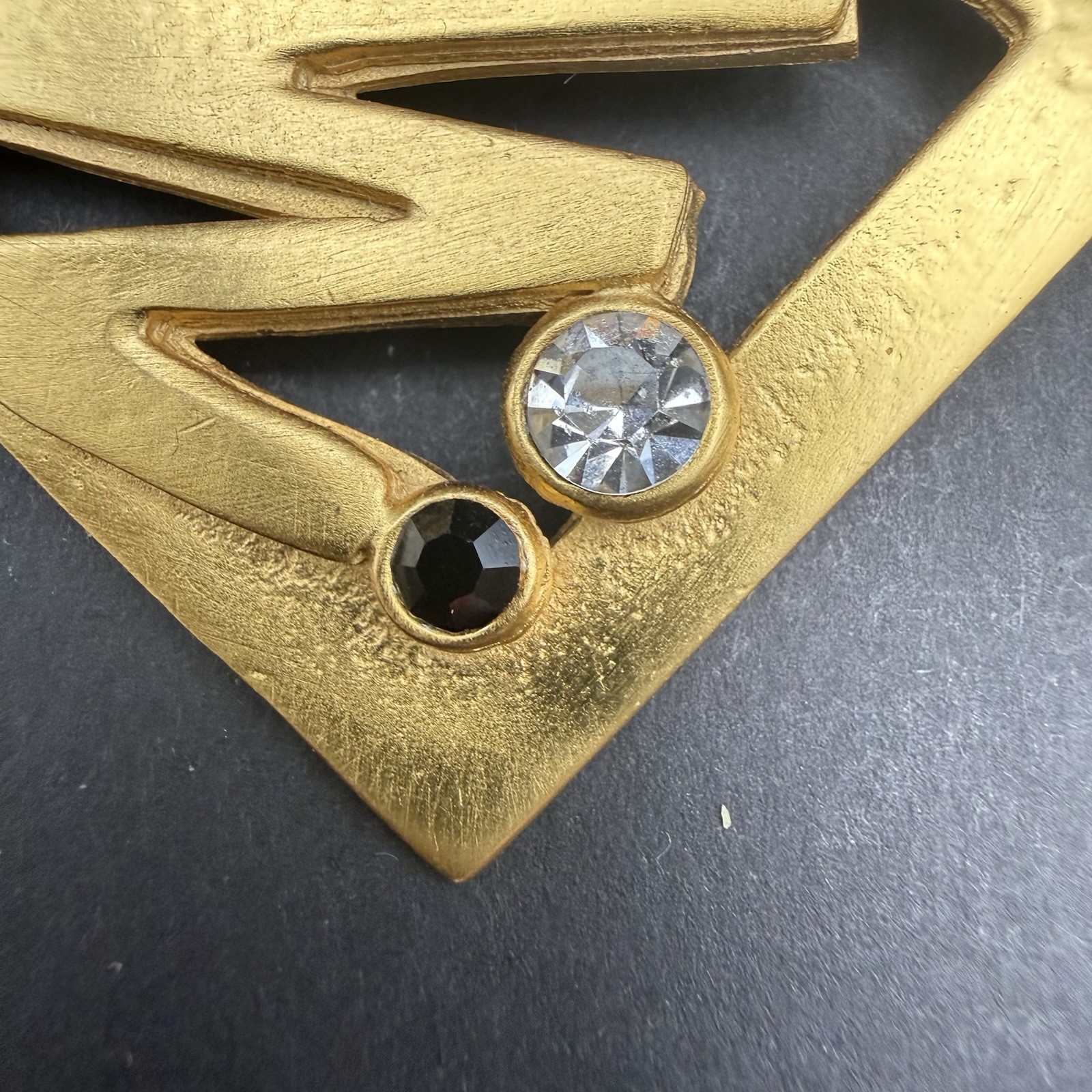 Vintage Modernist Gold Tone Geometric Brooch Pin Black & Clear Rhinestones