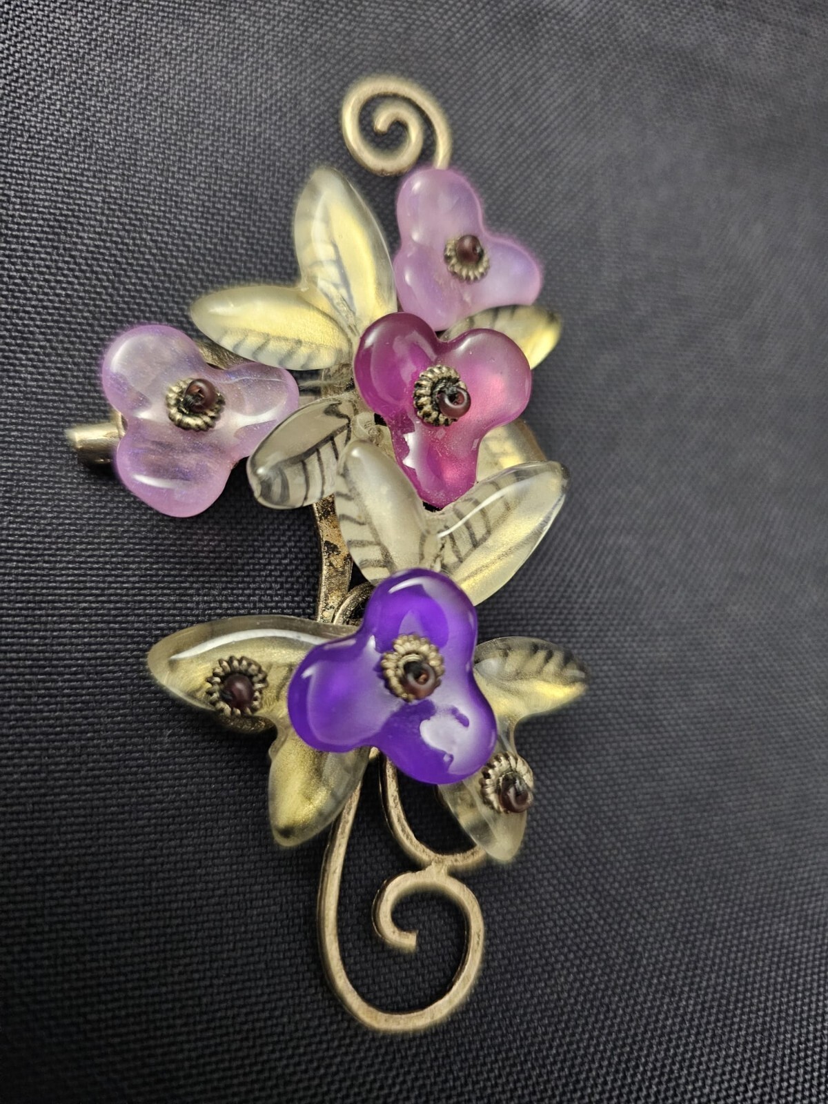 Vintage Lucite Brooch Floral Purple Pink & White Bouquet w Silver Tone Metal 3″