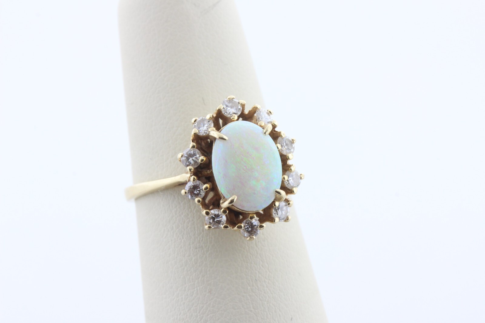 Antique Estate 14K Yellow Gold 1.67 ct Opal & 0.40 ct Diamond Ring – Size 7.5