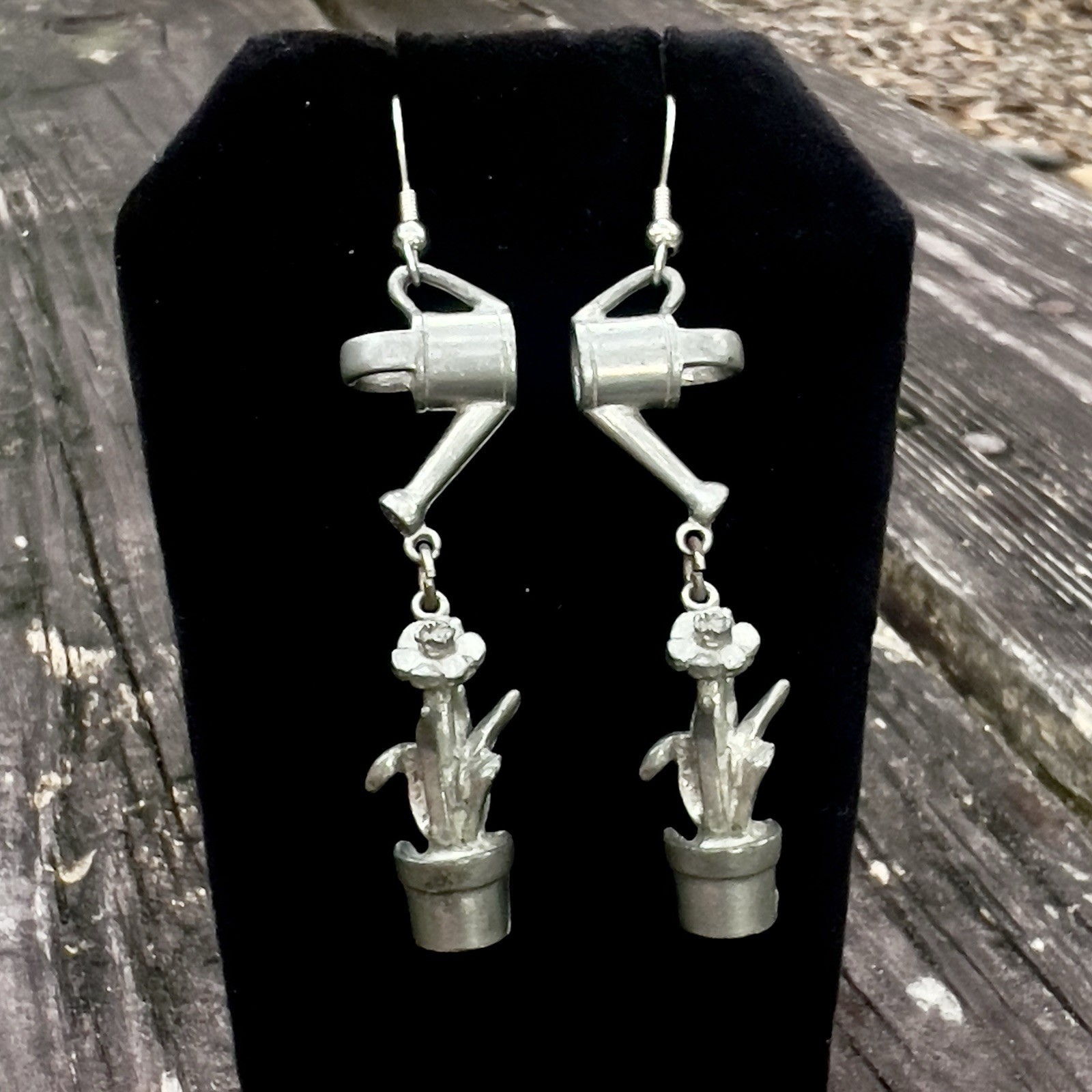 Vintage JIM CLIFT Pewter Link Dangle Earrings Gardening Watering Can Flowers