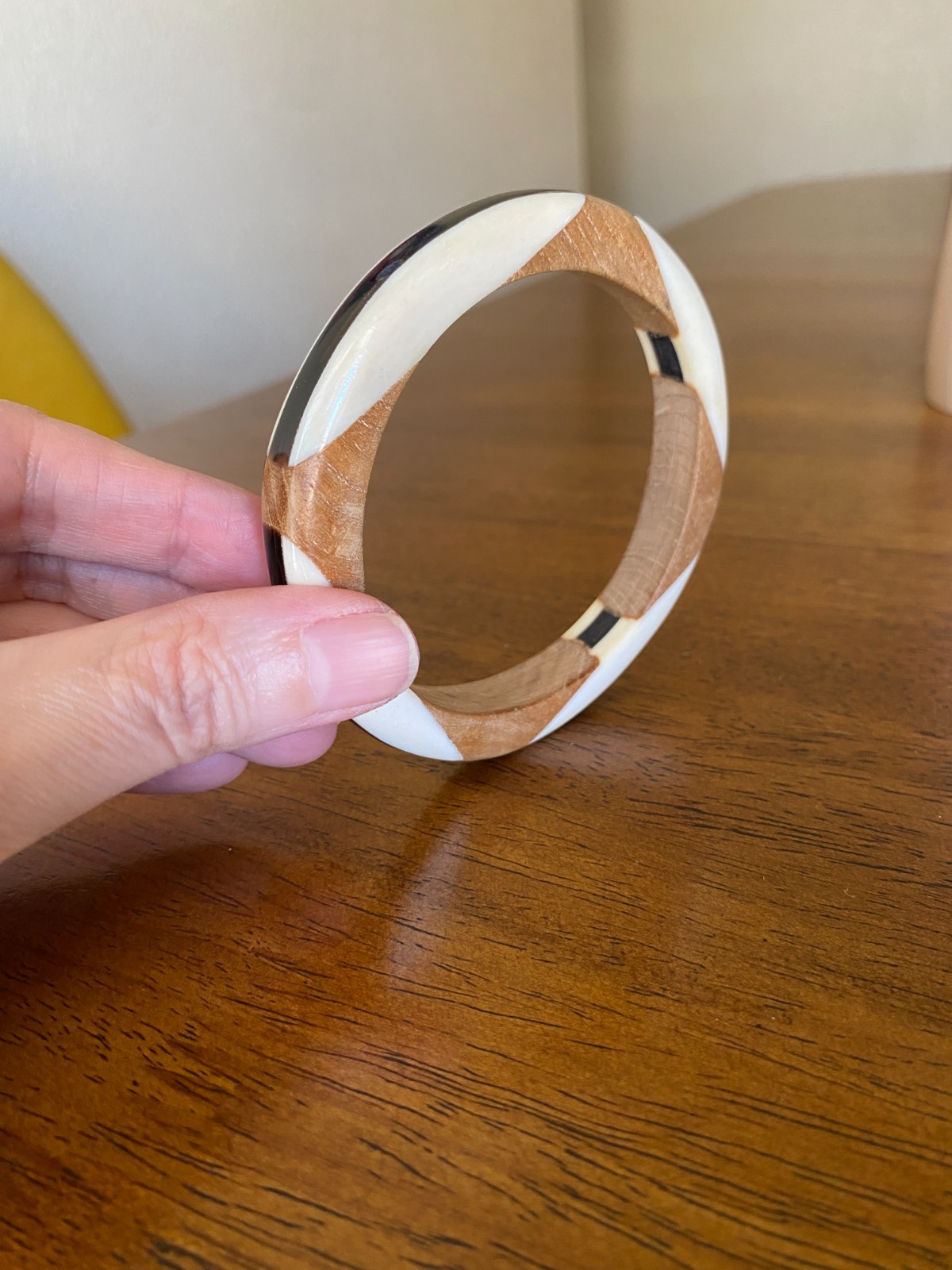 Lucite & Wood Bangle Bracelet Black White Brown