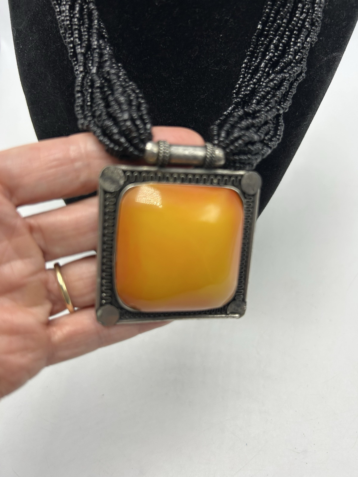 Naja Amber Resin Statement Necklace Multi Strand Black Seed Bead 2″ Pendant Read