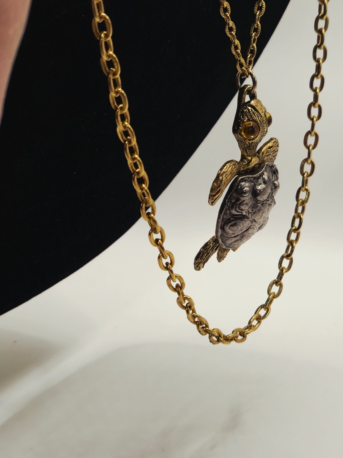 Vtg Articulated Turtle Pendant Gold/Silver Tone Shell Amber Eyes