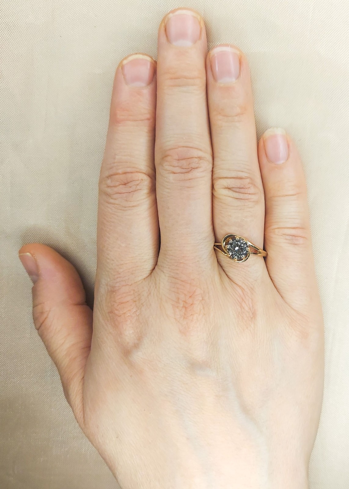 Estate ring 10K Gold Vintage Ring, Size 7, 1.24 carat certified diamond.