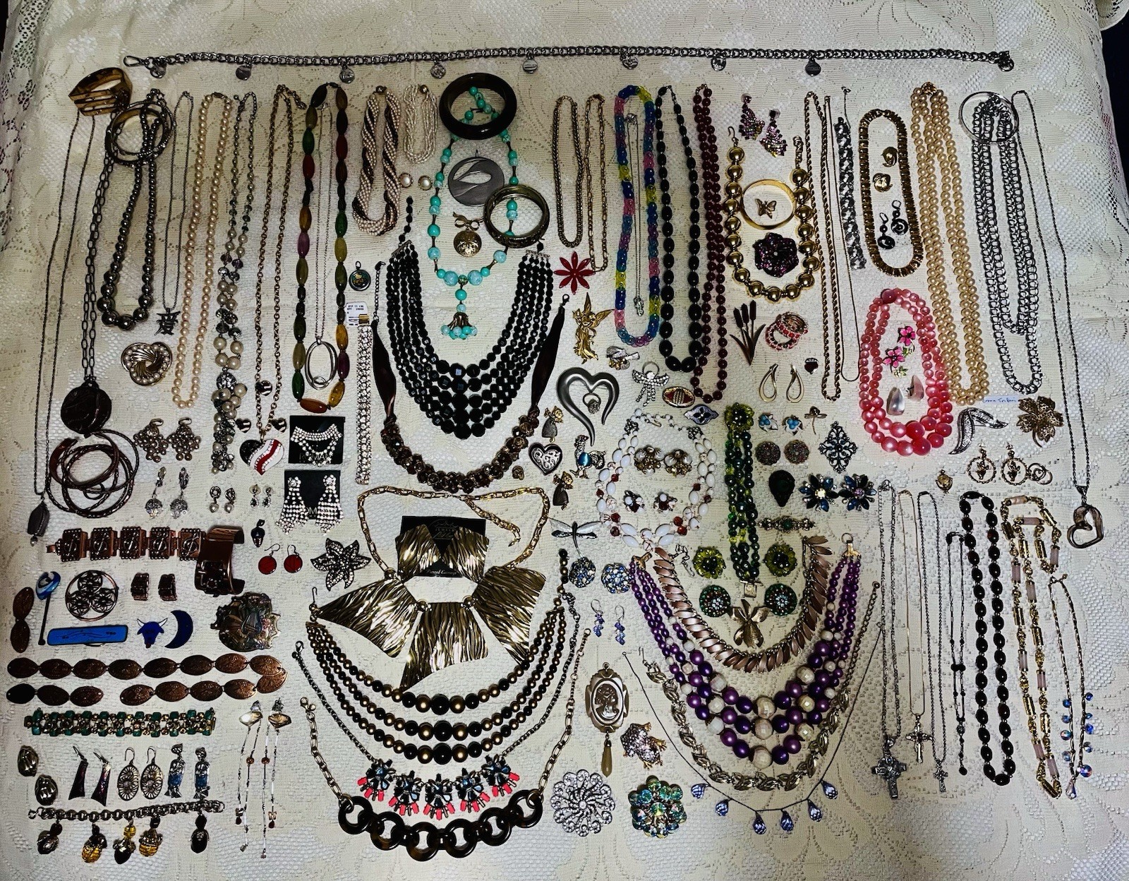 Mixed Lot Vintage Costume Rhinestone Jewelry Mod Retro Trifari Monet Renior