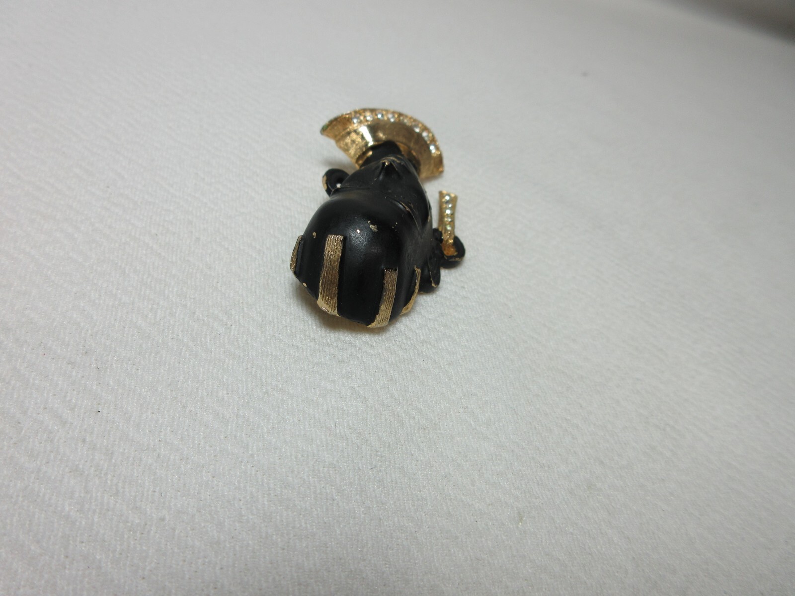 VINTAGE LADY BROOCH PIN GOLD TONE WITH ENAMEL & RHINESTONES RARE #53