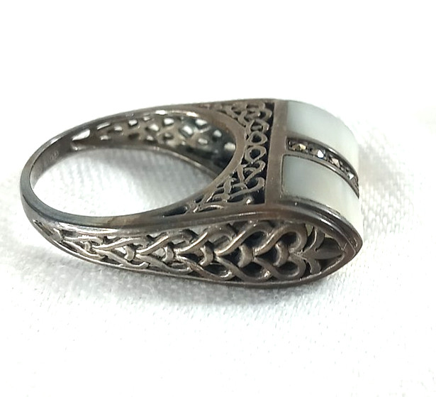Vintage Women’s 925 Sterling Silver RING MOP Inlay 8.5-9 Filigree Ornate Bridge