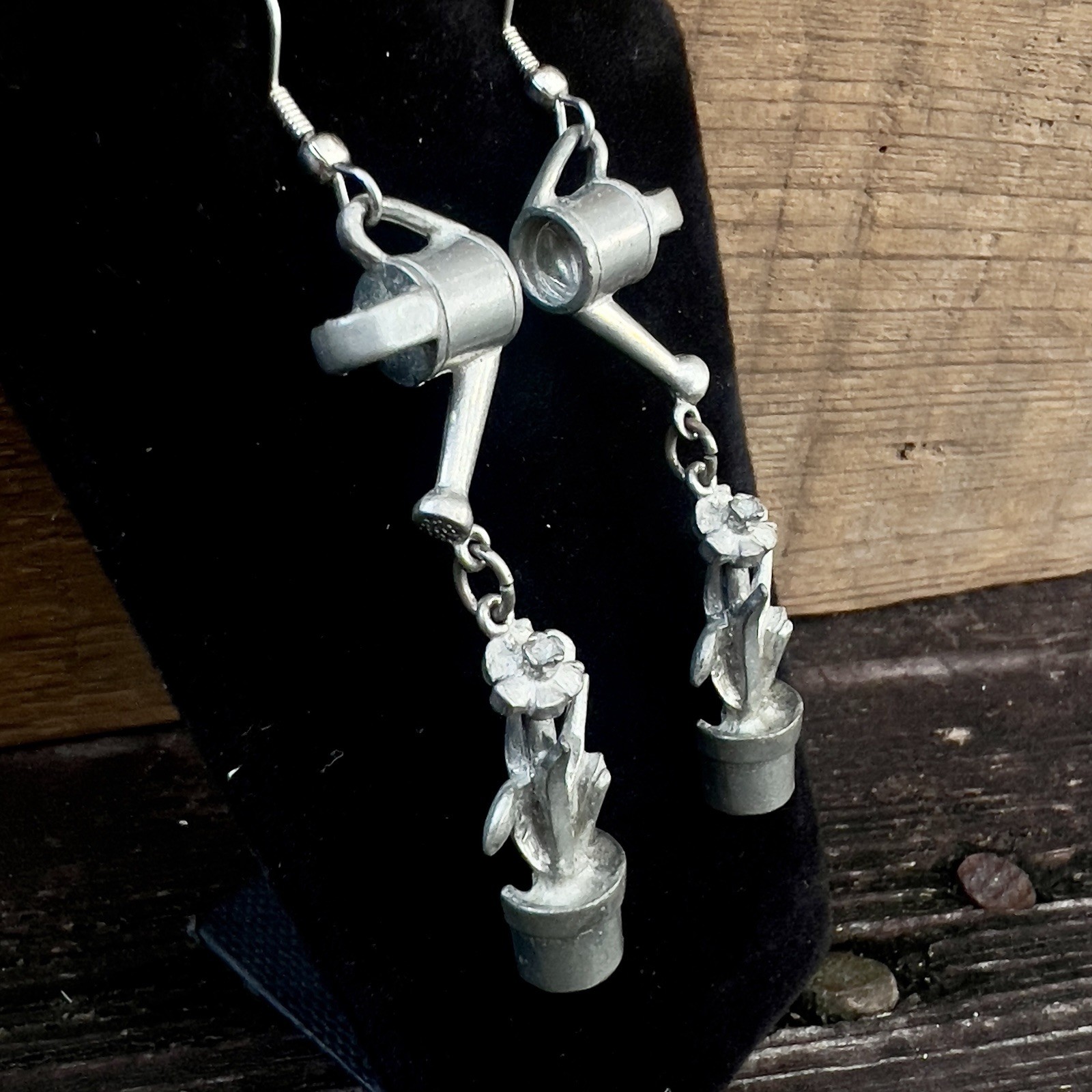 Vintage JIM CLIFT Pewter Link Dangle Earrings Gardening Watering Can Flowers