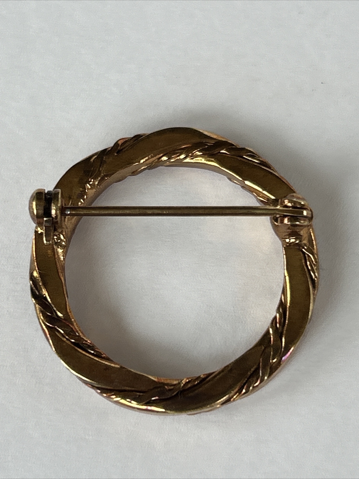 Vintage Copper Tone Circle Brooch Pin Braided Good Weight 1”+