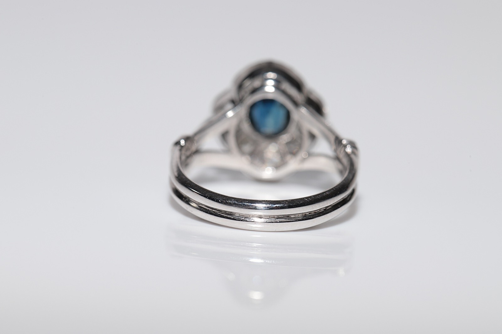 Antique Circa 1920s 18k Gold Art Deco Natural Diamond And Sapphire Navette Ring