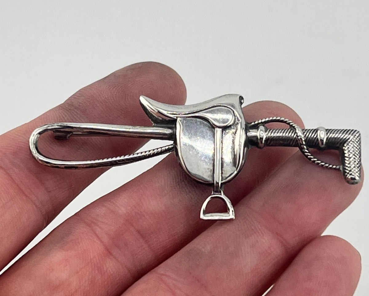 Vintage 925 Sterling silver Equestrian brooch horse saddle & whip